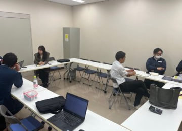 営業部 ミーティング